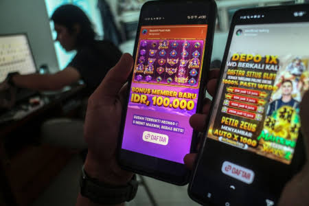 Slot online kini menjadi salah satu hiburan digital yang digemari oleh berbagai kalangan, namun bagi pemula, memahami cara bermainnya